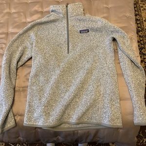 Patagonia quarter zip LIKE NEW